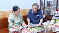 Mengimbangi kewartawanan dengan mengekalkan semangat sastera.