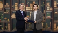 Ein Mitglied der K-Pop-Gruppe BTS wurde zum ersten globalen Botschafter des Nationalmuseums von Korea ernannt.