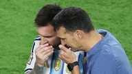 スカローニ監督は、アンチェロッティ監督によるアルゼンチンの「スロープレー」への批判に対し、メッシの調子は非常に良いと答えた。