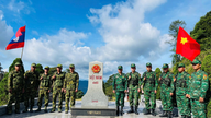 Coordinar patrullas bilaterales a lo largo de la frontera entre Vietnam y Laos.