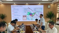 Front Persatuan Nasional Kota Hanoi mengawasi pelaksanaan demokrasi akar rumput di komune Tien Thang.