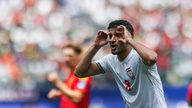 De spanningen tussen Iran en de VS tijdens het WK lopen opnieuw op: de Iraanse voetbalbond beschuldigt het gastland ervan het verhaal te hebben 'verzonnen'.