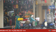 Renting out sidewalk space: Balancing livelihoods and urban order.