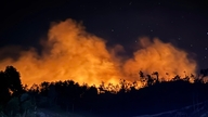 A província de Nghe An conseguiu controlar o incêndio florestal nas comunas de Thien Nhan e Van An.