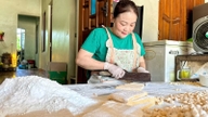 Dans la commune de Linh Son, province de Thanh Hoa (anciennement district de Lang Chanh), les 10 personnes qui ont goûté les bonbons au longane de Chau Lang ont toutes adoré leur saveur.