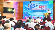 El distrito de Phu Thuong rinde homenaje a 50 familias ejemplares en el Día de la Familia Vietnamita.