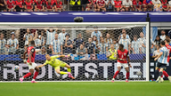 "El gol de Messi con el que batió el récord del Mundial fue inválido."