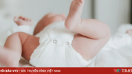 China onderzoekt meldingen van met chemicaliën besmette babyluiers.