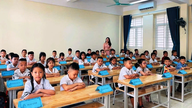 Hvordan beregnes studieafgifter på Hong Duc Primary, Secondary og High School?