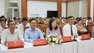 Der Zusammenschluss von Provinzen und Städten in Südvietnam setzt die Resolution des 11. Nationalkongresses der Vaterländischen Front Vietnams um.