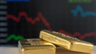 Preços do ouro hoje, 24 de junho: o dólar atinge a maior cotação em um ano, enquanto o ouro continua em queda.