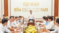 비나켐은 희토류 원소와 전자 화학 물질을 통해 반도체 산업 진출의 길을 열어줍니다.