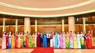 La diseñadora Trinh Trinh se asocia con Miss Multicultural World para promover Vietnam y conectar culturas.