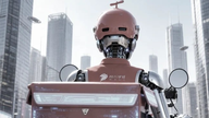 Sếp Trung Quốc cảnh báo robot sớm muộn cũng thay thế nhân viên giao hàng
