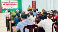 លោក To Chau Ward បានបង្រួបបង្រួមអង្គការពីភូមិ និងសង្កាត់ចំនួន ១៥ ទៅជាសង្កាត់ចំនួន ៨។