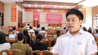 The top scorer in the entrance exam for 10th grade at the most prestigious school in Quang Ngai was honored.