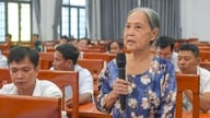 Delegation nr 27 från An Giangs provinsiella folkråd träffade väljare i Vinh Phong kommun.