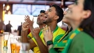 В США во время чемпионата мира по футболу разгорелся спор по поводу чаевых.