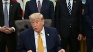 Trump memberi reaksi keras terhadap resolusi yang menyeru untuk menamatkan konflik Iran.