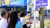 Кожен будинок має QR-код.