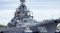 Caracteristicile unice ale crucișătorului rusesc Kirov au dus la comparații constante cu distrugătorul american Zumwalt.