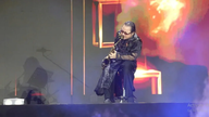 Saxofonisten Tran Manh Tuan hylder musikeren Trinh Cong Son.