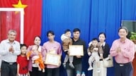 An Giang setzt verschiedene Maßnahmen um, um Familien zu ermutigen, zwei Kinder zu haben.