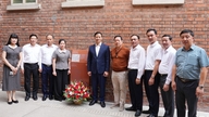Delegacja z prowincji Thai Nguyen oddała hołd prezydentowi Ho Chi Minhowi w historycznym miejscu Tai Kwun (Chiny).