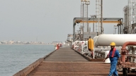 Thỏa thuận Mỹ-Iran: Nền kinh tế chịu lạm phát trên 50% đón hỗ trợ tức thời, chưa chắc đã mở toang mọi cánh cửa