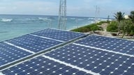 Gia Lai encuentra un inversor para el proyecto de la planta flotante de energía solar de Kanak, valorado en casi 800 mil millones de VND.