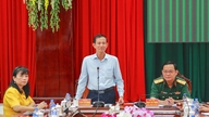 Angkatan bersenjata menjaga kesiapan tempur yang ketat.