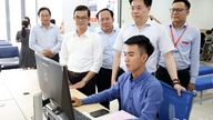 Enhancing the role of leaders in administrative reform.