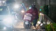 Siste nytt om kraftig regn i Hanoi: Hanoi vil oppleve kraftig regn de neste tre timene, med svært kraftig regn på over 150 mm i Nord-Vietnam.