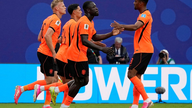 2026-os világbajnokság: Hollandia és Japán kvalifikálta magát a kieséses szakaszba.
