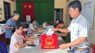Os habitantes de O Lam concordam com a reorganização do povoado.