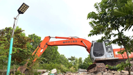 Le autorità di Phu Quoc applicano simultaneamente i regolamenti contro i casi di occupazione abusiva di terreni forestali e terreni pubblici.