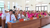 O Conselho Popular do bairro de Quy Nhon Nam aprovou 10 resoluções importantes.