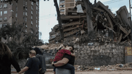 Estados Unidos ha desplegado buques militares y muchos otros países han enviado fuerzas de ayuda a Venezuela tras el devastador terremoto.