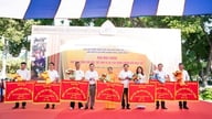 Cerimônia de abertura das atividades do 6º Festival da Cultura Étnica Cham na província de Khanh Hoa em 2026.