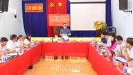 คณะทำงานจากกระทรวงชนกลุ่มน้อยและศาสนาได้ทำงานร่วมกับตำบลเตย์คานห์วินห์