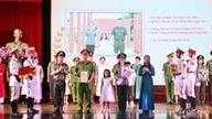 Dialogue with young officers and women, and commendation of exemplary families of young police officers.