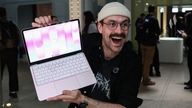 Apple ຖືກບັງຄັບໃຫ້ຂຶ້ນລາຄາໃນ MacBooks ແລະ iPads ເນື່ອງຈາກຄ່າໃຊ້ຈ່າຍຂອງຊິບໜ່ວຍຄວາມຈຳທີ່ເພີ່ມຂຶ້ນຢ່າງໄວວາ ທີ່ໄດ້ຮັບແຮງກະຕຸ້ນຈາກການຂະຫຍາຍຕົວຂອງ AI.