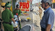 Behandlung von Fällen der Wiederbesetzung von Gehwegen in den Gemeinden Binh Hung, Tan Vinh Loc und Vinh Loc.