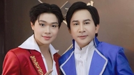 Grandfather and grandson artists Kim Tu Long and Trong Nhan sing "Is the Spring Sunshine Still Here on Tet Day?"