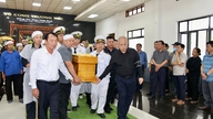 Megemlékezés és búcsúünnepség Phan Nhat Binh elvtárs, Hai Duong tartomány Népi Bizottságának volt elnöke előtt.