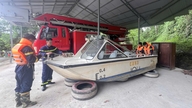 De afdeling Brandpreventie en Reddingspolitie van de provinciale openbare veiligheidsdienst heeft de paraatheid en voorbereiding op overstromingen en hevige regenval geïnspecteerd - aldus de online krant Cao Bang.