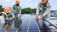 Solenergi på taket: Överskottsel som överstiger 50 % kan säljas i vissa fall.