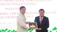 Menggalakkan kerjasama menyeluruh antara India dan wilayah Khanh Hoa.