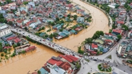 Piogge insolitamente intense e inondazioni hanno gravemente sommerso due quartieri nella provincia di Cao Bang.