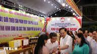 Ninh Binh inaugura la Semana de la Exposición de productos OCOP y productos agrícolas seguros.